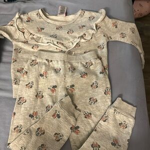 Two piece mini mouse outfit